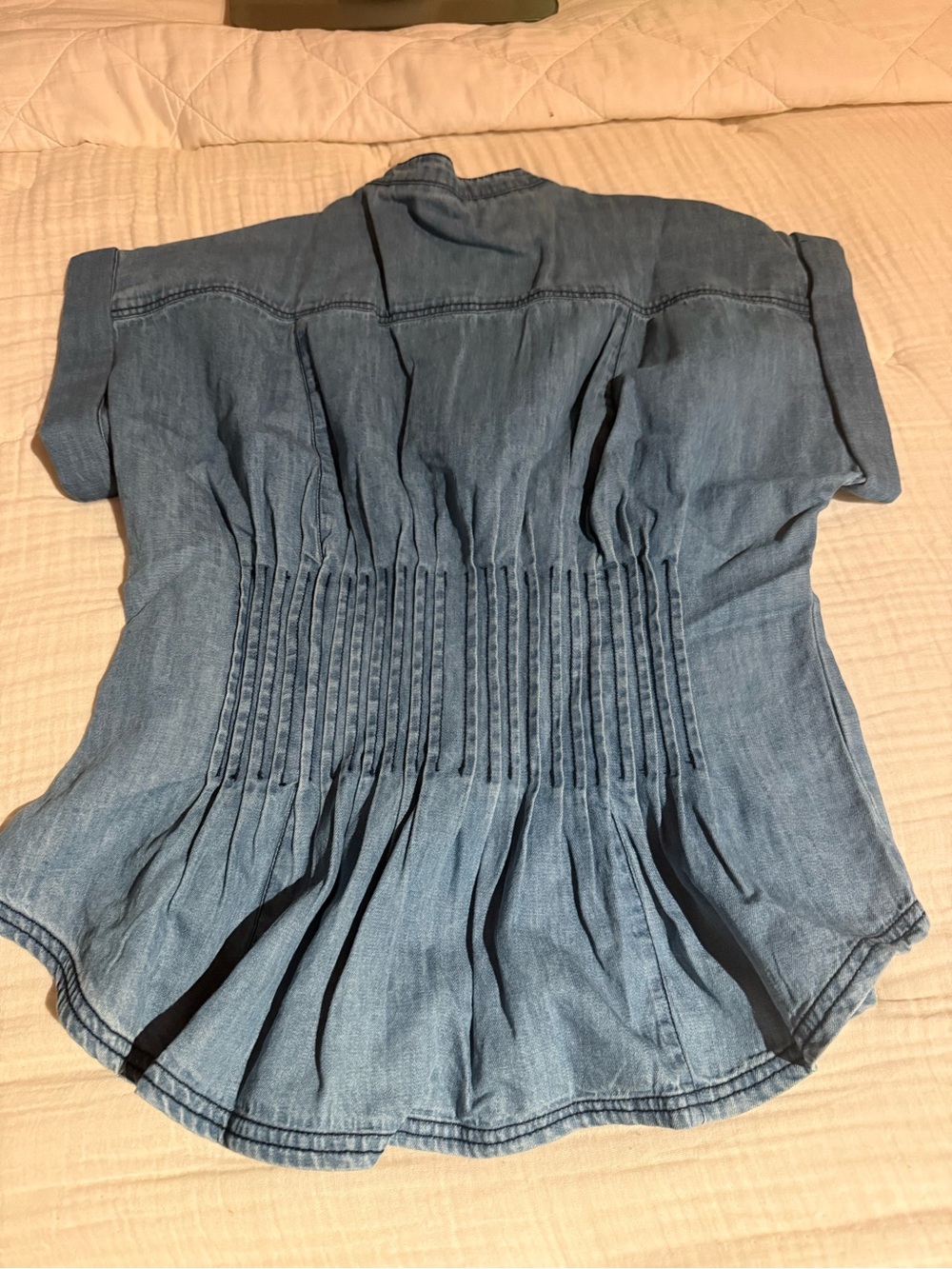 NWT Anthropologie Pilcro Linden Blue Denim Button-Front Pintuck Waist Blouse - Picture 2 of 9